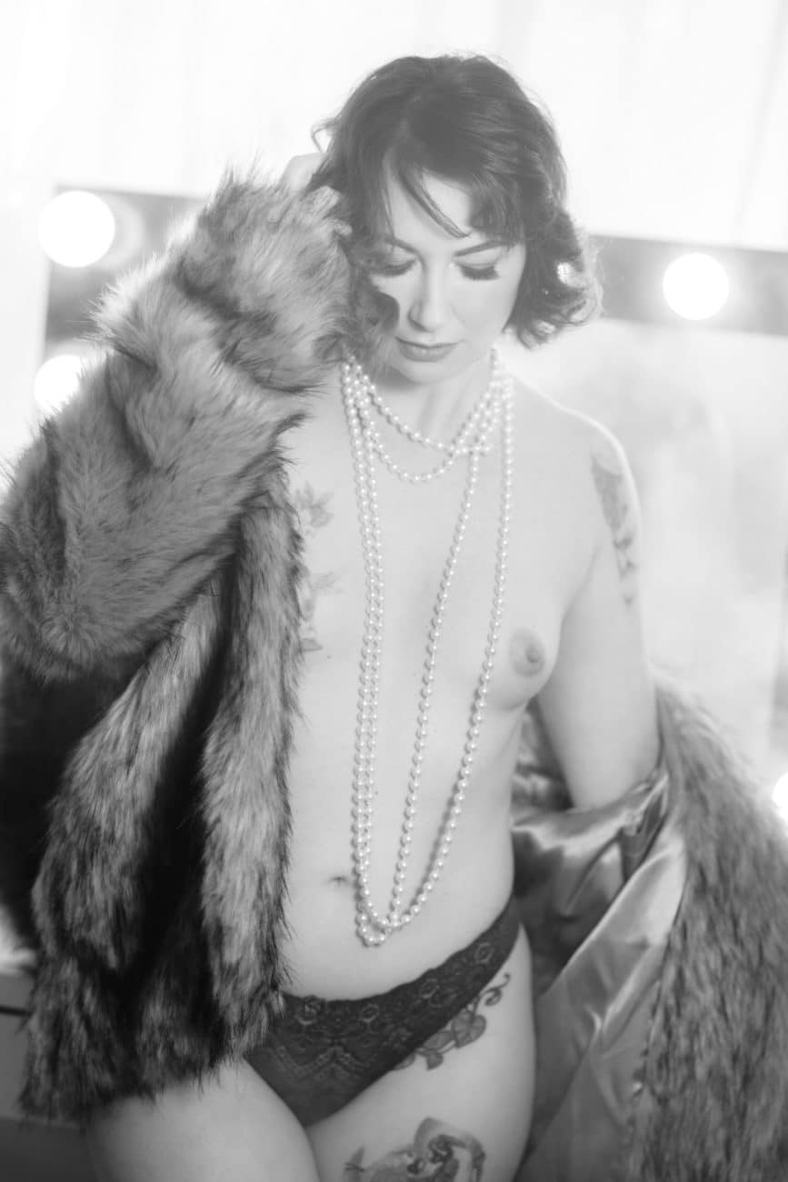 Old Hollywood Boudoir Photography - Fur Coat and Pearls - North Wales